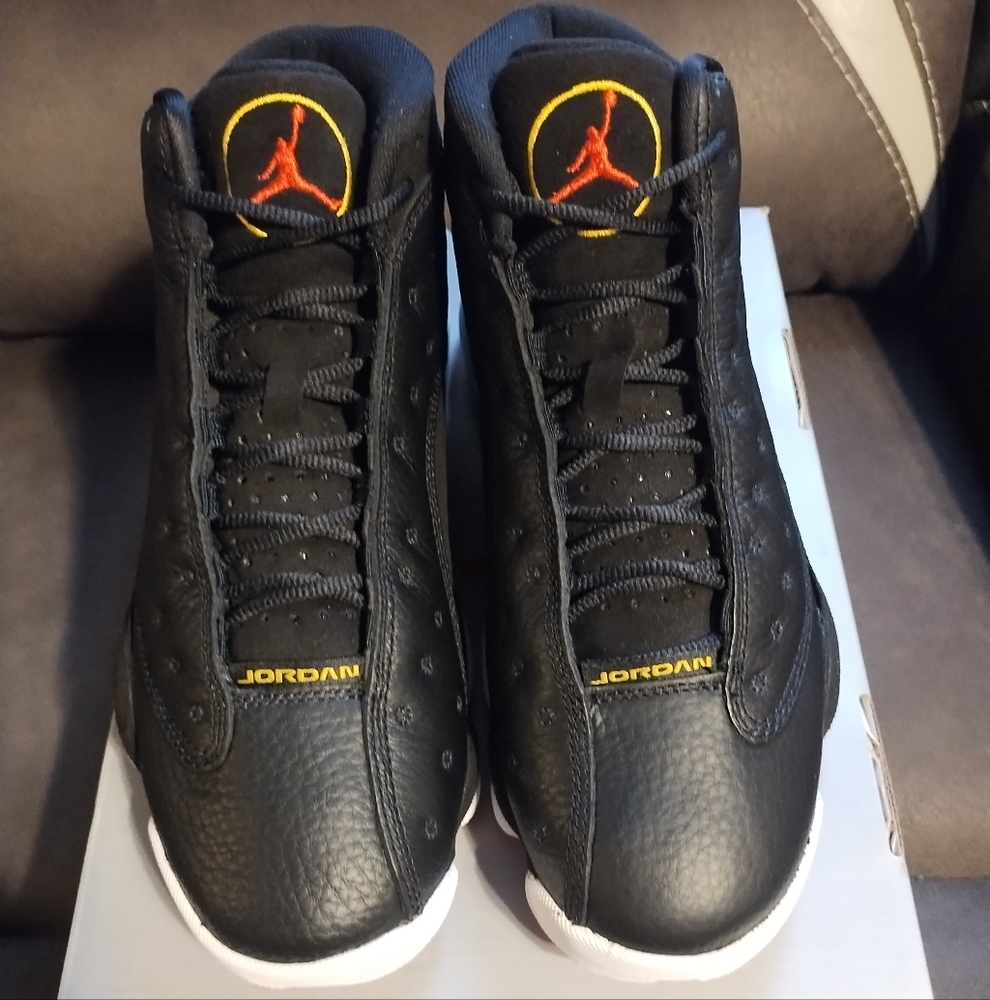 RETRO JORDAN 13 *NEVER WORN*